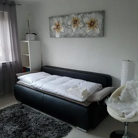 Gemütliche Messezimmer Valentina *