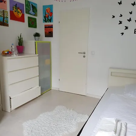 Gemütliche Messezimmer Valentina *